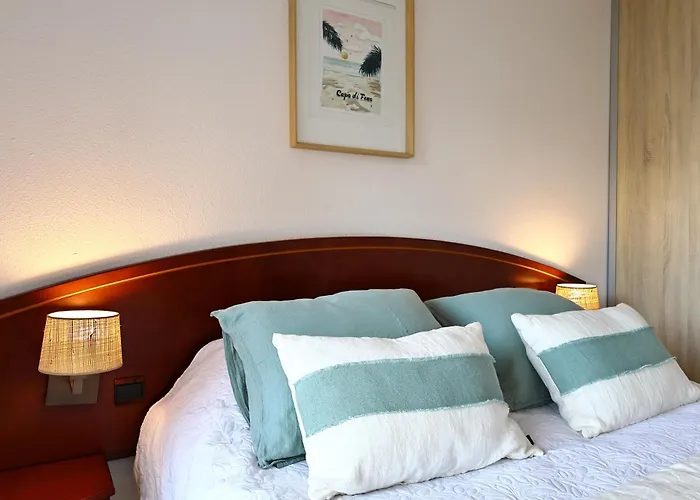 Appartement T2 Harmonie - élégance, Vue Mer, Piscine&plage Ajaccio (Corsica)